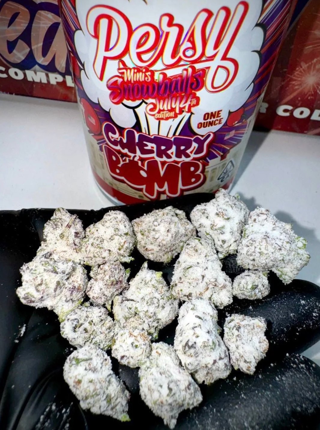 Snowcaps Weed Persy Mini Snowballs July4th Edition - Image 3